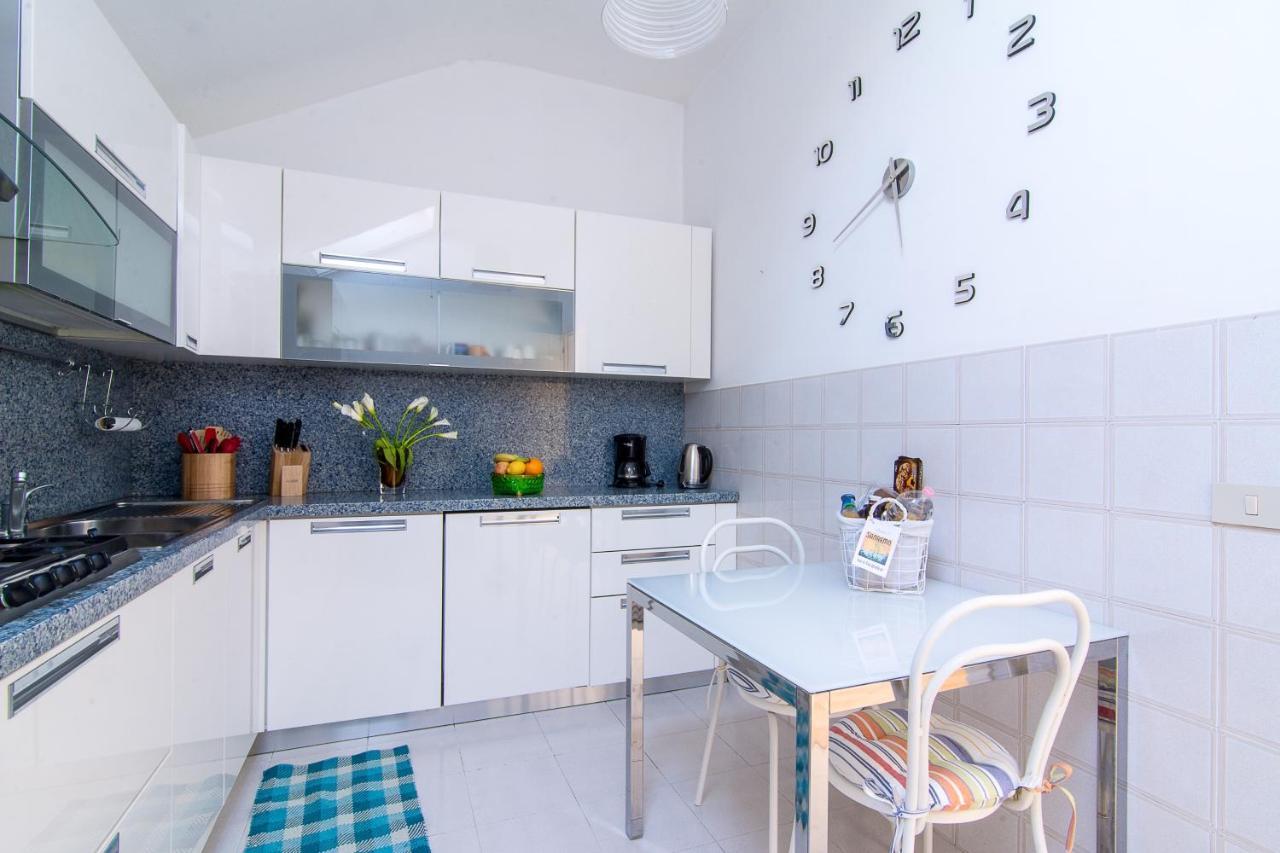 Penthouse Three Bedrooms Санремо Экстерьер фото